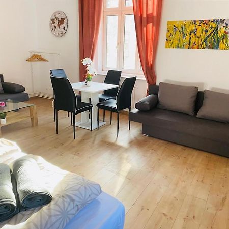 וינה Deluxe Quad Room Dw מראה חיצוני תמונה