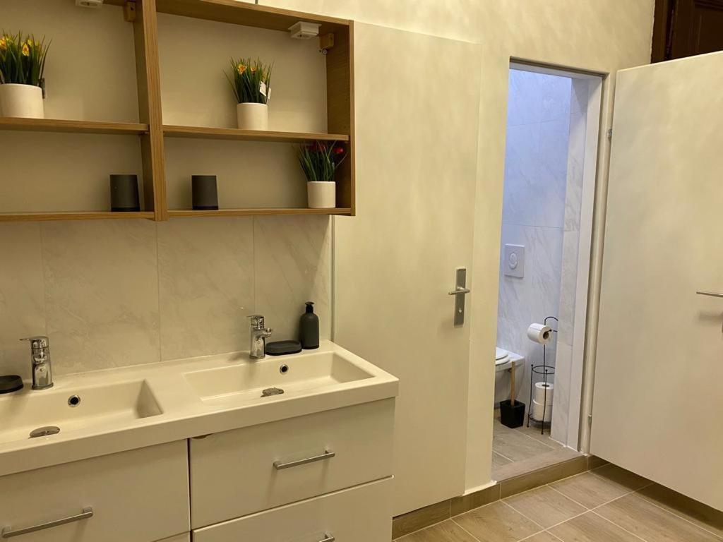 וינה Deluxe Quad Room Dw מראה חיצוני תמונה