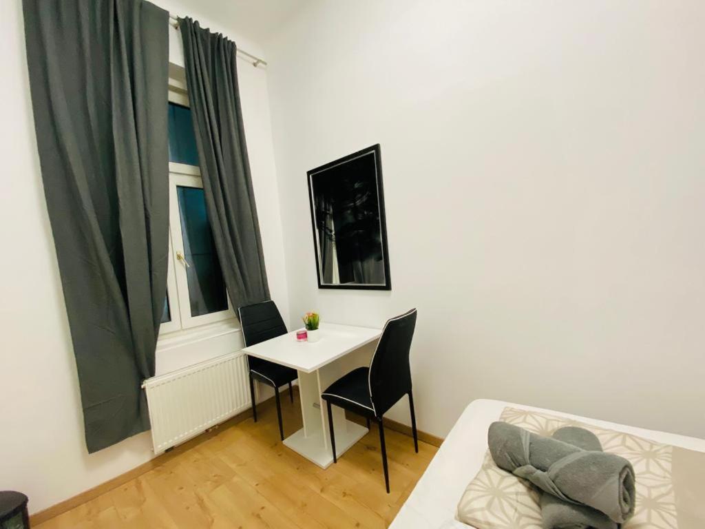 וינה Deluxe Quad Room Dw מראה חיצוני תמונה