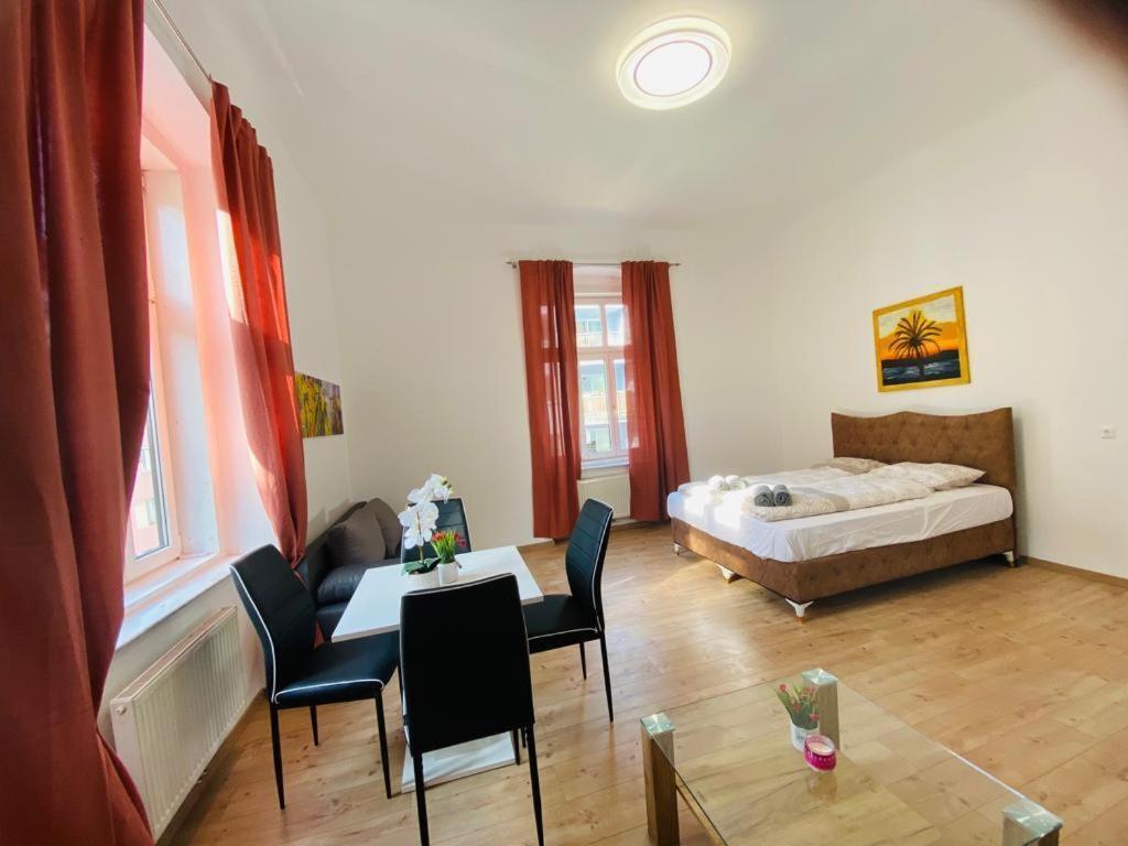 וינה Deluxe Quad Room Dw מראה חיצוני תמונה