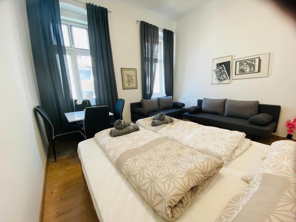 וינה Deluxe Quad Room Dw מראה חיצוני תמונה