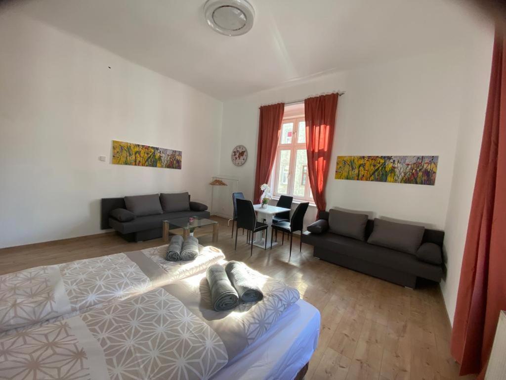 וינה Deluxe Quad Room Dw מראה חיצוני תמונה